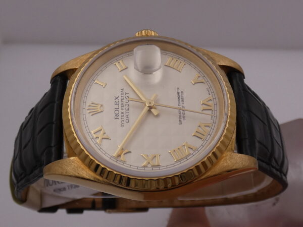 Rolex Datejust 36 16238 Pyramid Dial Oro Massiccio 18Kt ANNO 1989 Automatico