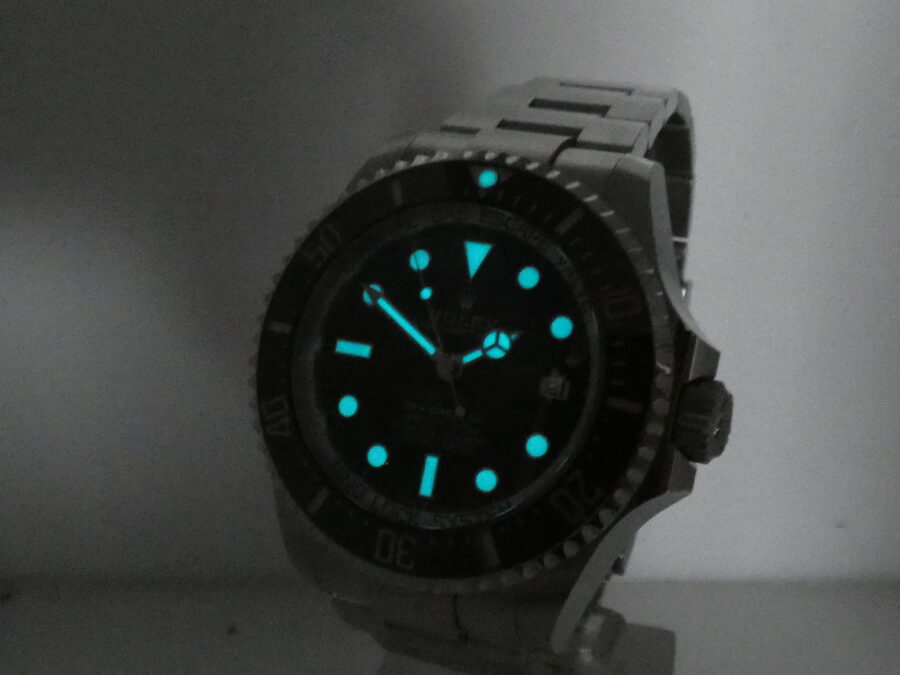 Rolex Sea-Dweller Deepsea James Cameron 136660 BOX&PAPERS Italia April 2024 LIKE NEW Acciaio Automatico - immagine 11