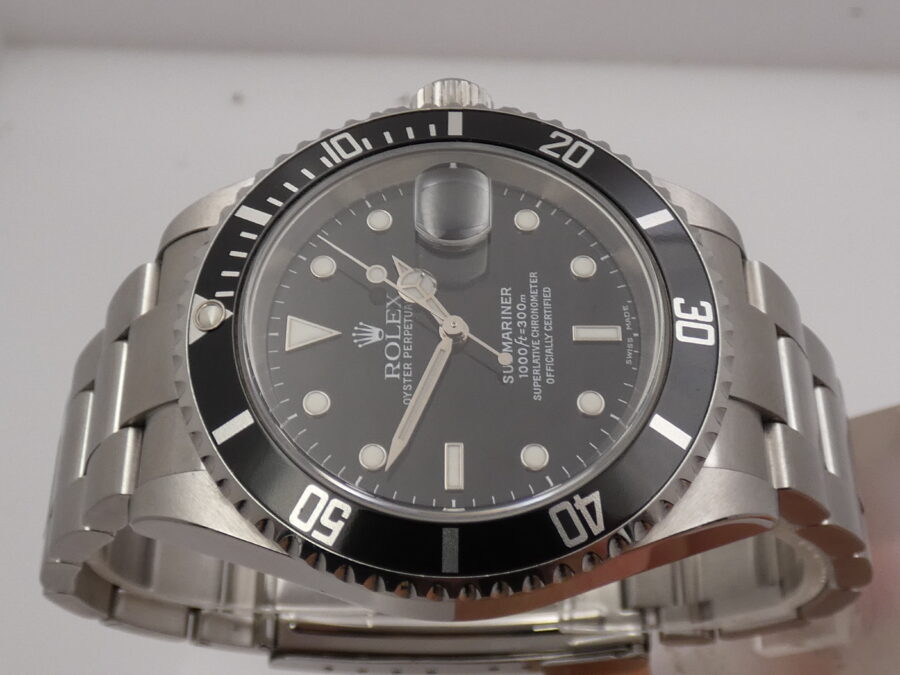 Rolex Submariner Date 16610T No Holes BOX&PAPERS Anno 2004 Automatico Acciaio