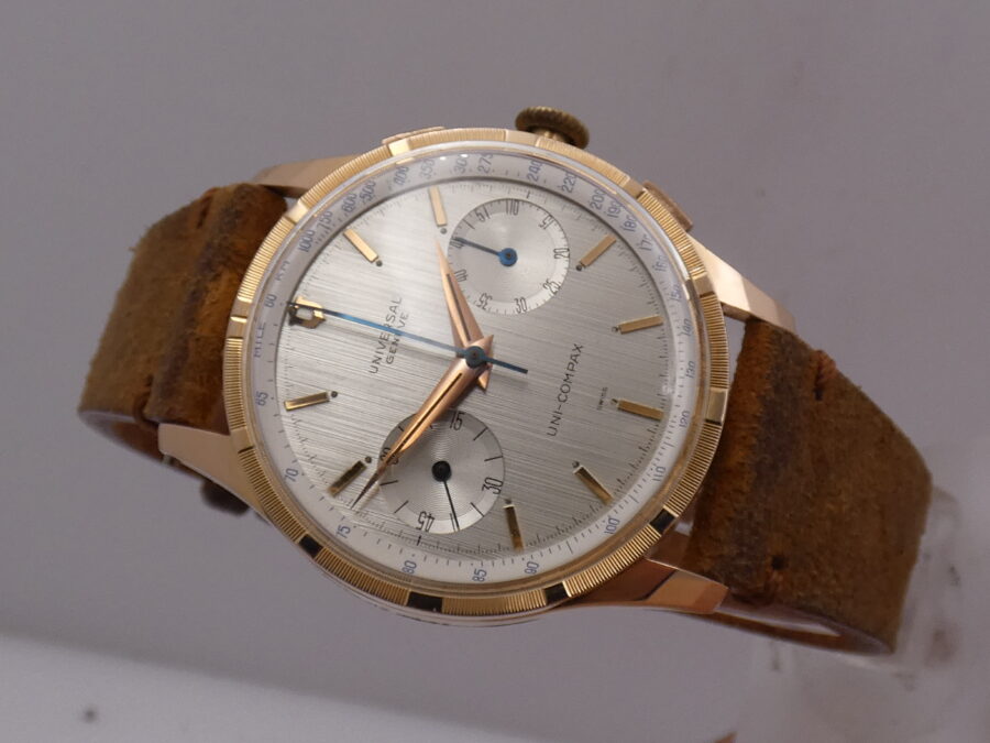 Universal Genève Uni-Compax Chronograph Oversize 37,5mm 18Kt Gold Textured Dial Year 1961 Thunderbird Bezel JUST SERVICED - immagine 12