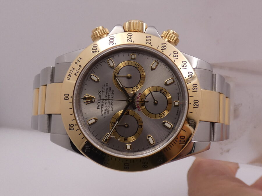 Rolex Daytona Cosmpograph 116523 Slim Hands BOX&PAPERS ITALIA 18Kt Gold&Steel 2004 Automatic - immagine 4