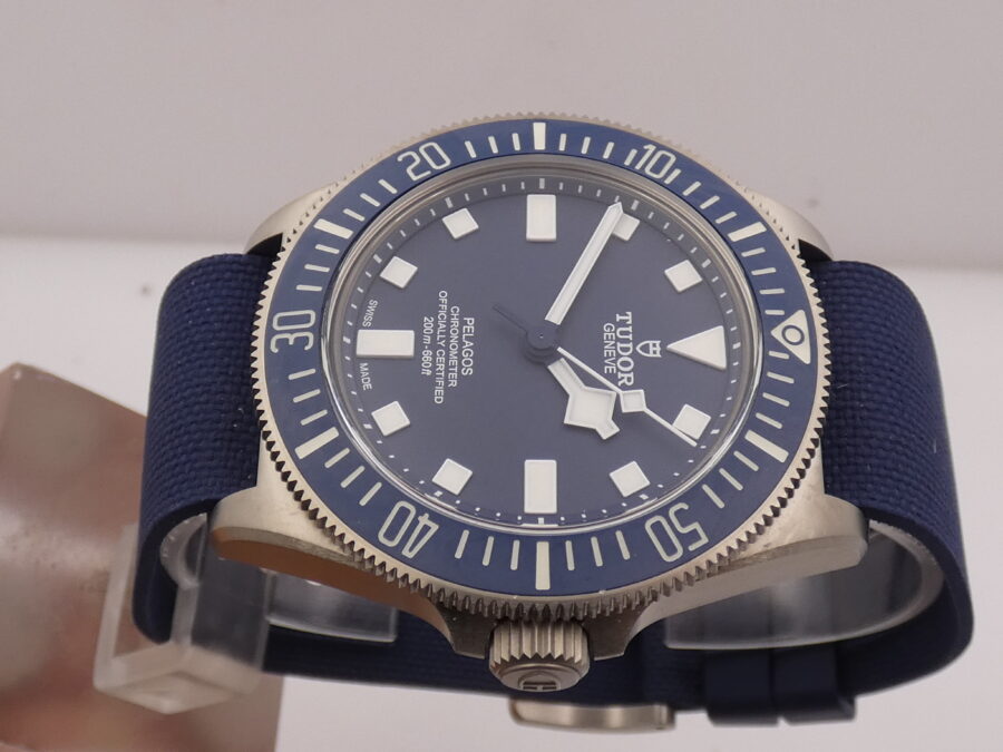 Tudor Pelagos FXD 25707 Titanium 42mm BOX&PAPERS March 2022 Automatic Chronomater TOP Condition - immagine 3