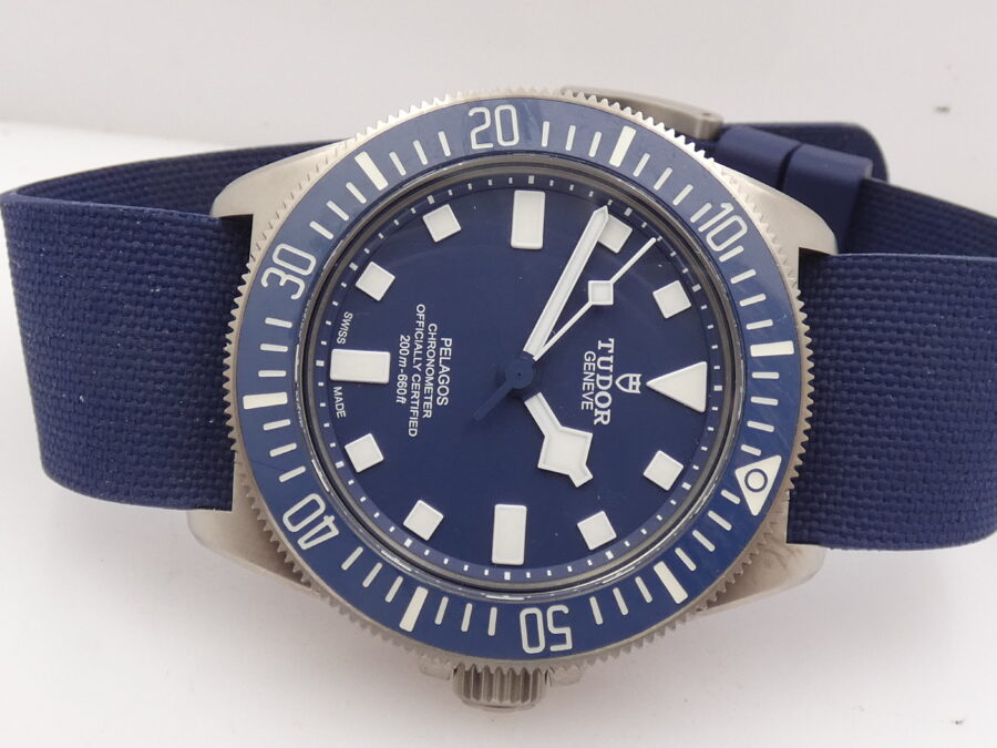 Tudor Pelagos FXD 25707 Titanium 42mm BOX&PAPERS March 2022 Automatic Chronomater TOP Condition - immagine 5