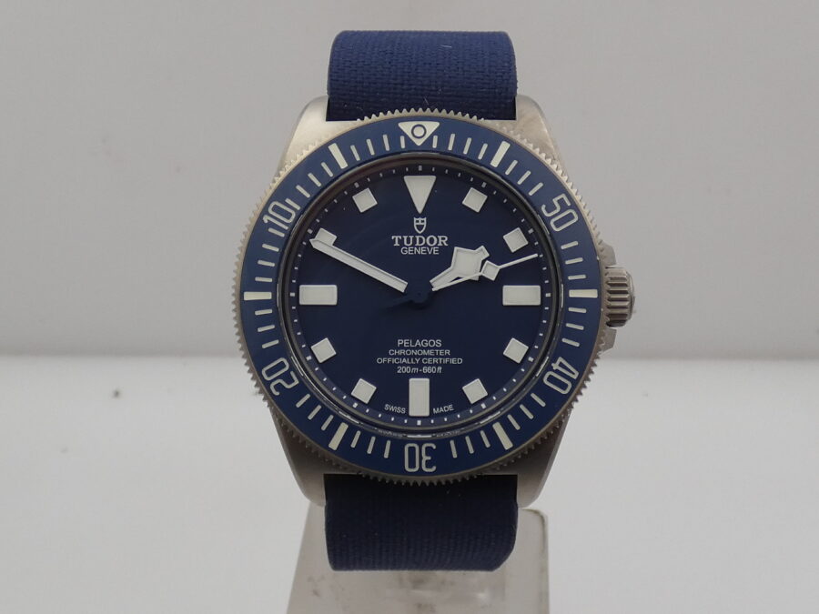 Tudor Pelagos FXD 25707 Titanium 42mm BOX&PAPERS March 2022 Automatic Chronomater TOP Condition - immagine 7